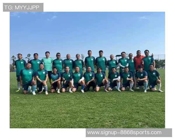 寻找热爱足球的你加入我们的球队共创辉煌梦想与激情并肩前行